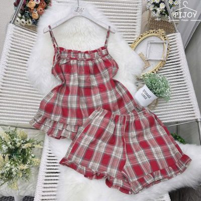 Vì sao nên chọn đồ ngủ nữ 2 dây sét xi 