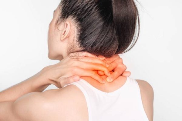 Tránh đau mỏi vai gáy