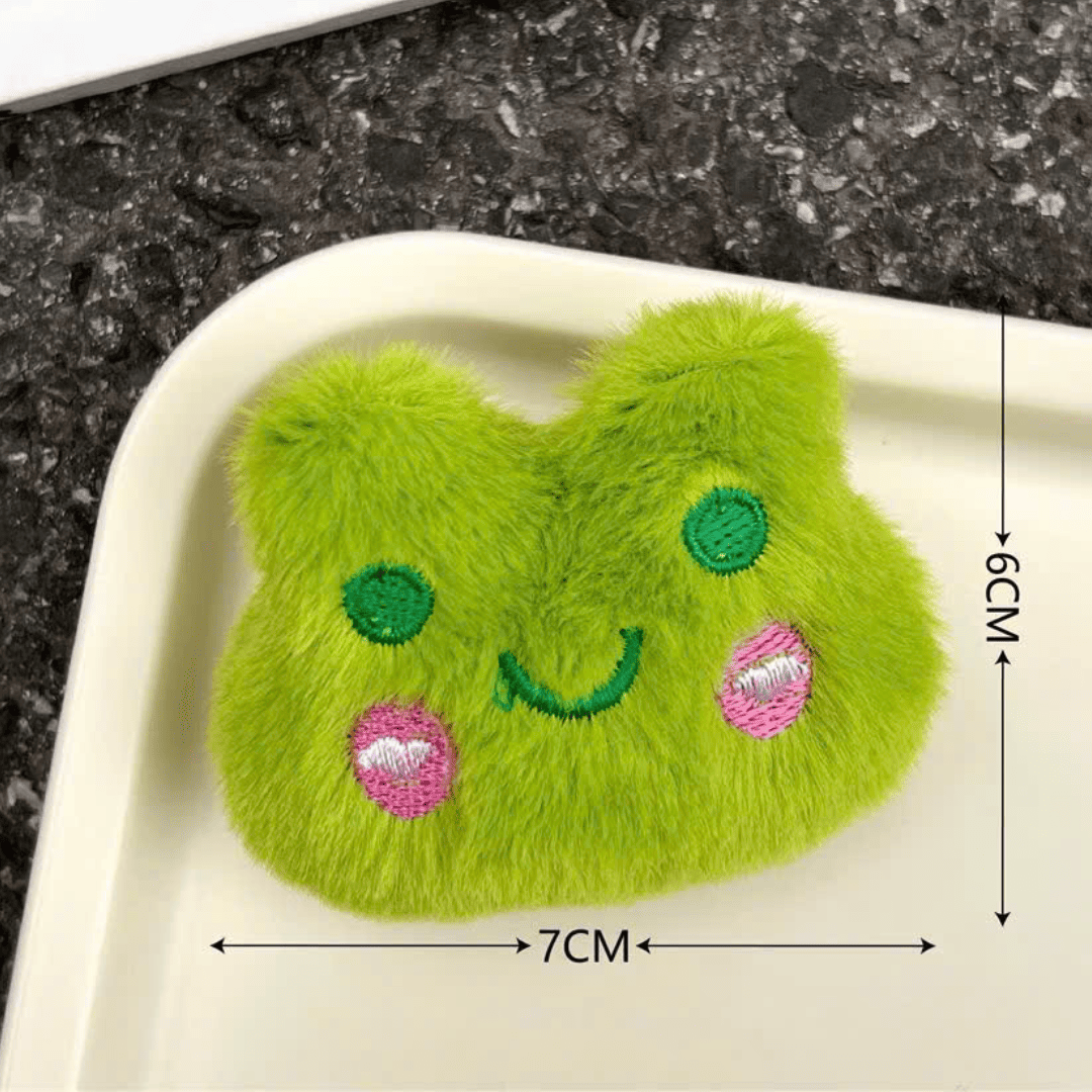 Charm cài ếch xanh